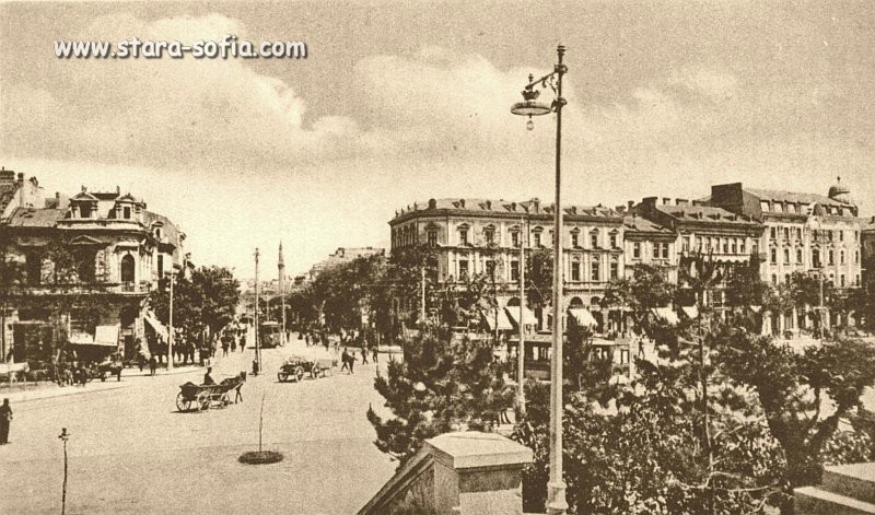 Площад Света Неделя - Стара София в снимки
